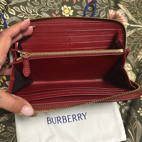 Burberry Plaid Wallet with Red Leather Trim - Picture 3 of 7